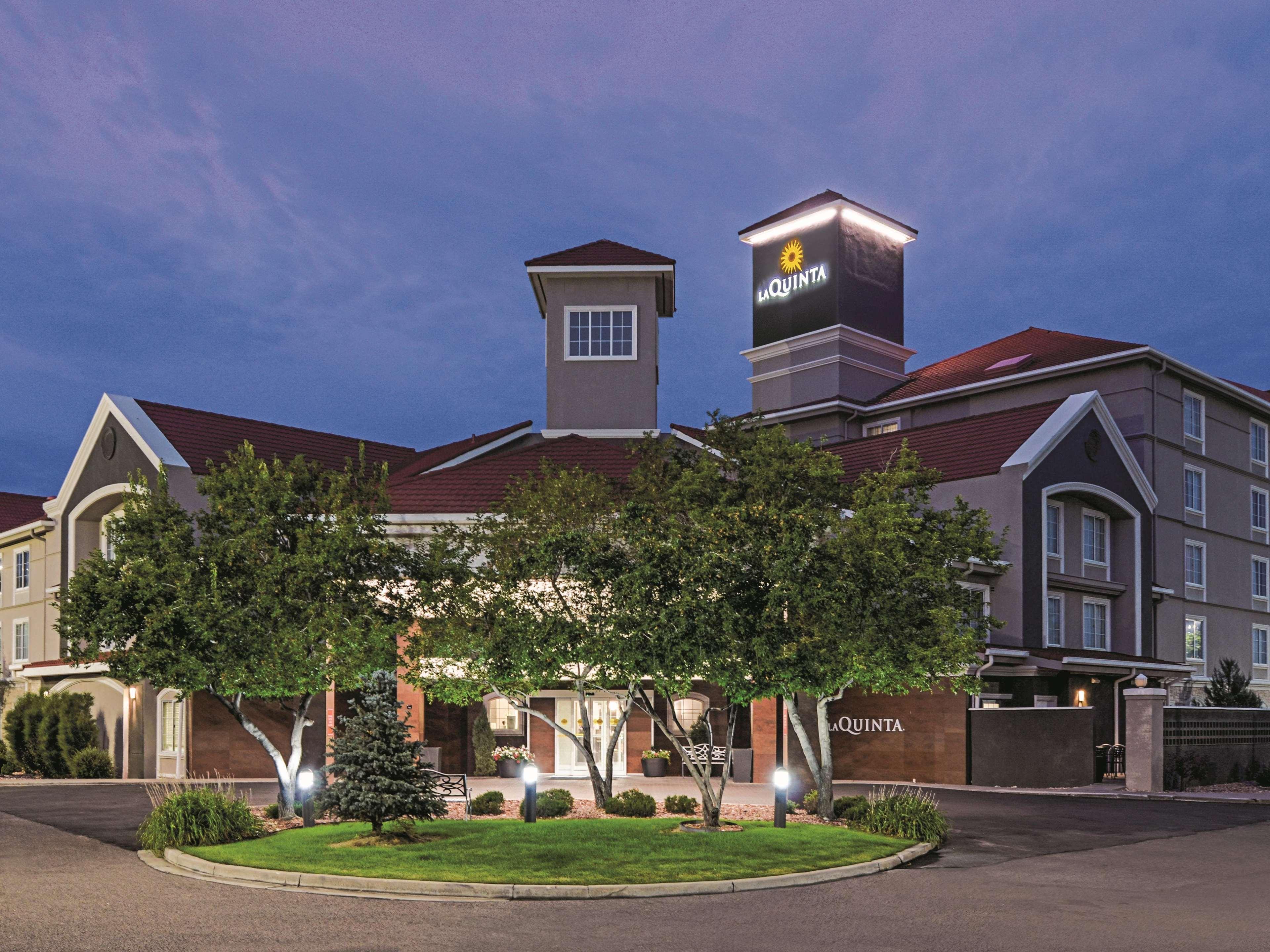 La Quinta By Wyndham Denver Airport Dia Hotel Exterior photo